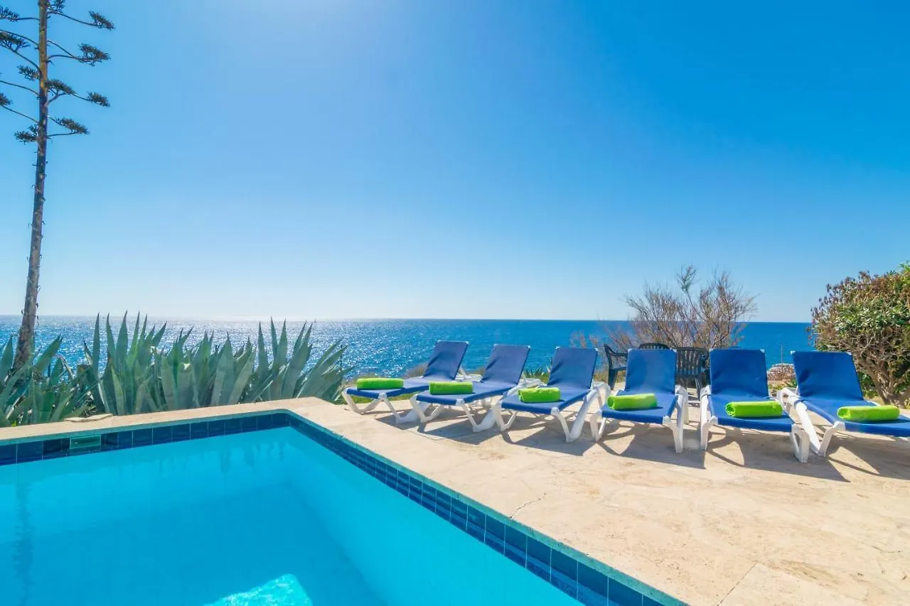 Villa Sol Naixent 卡拉费若拉