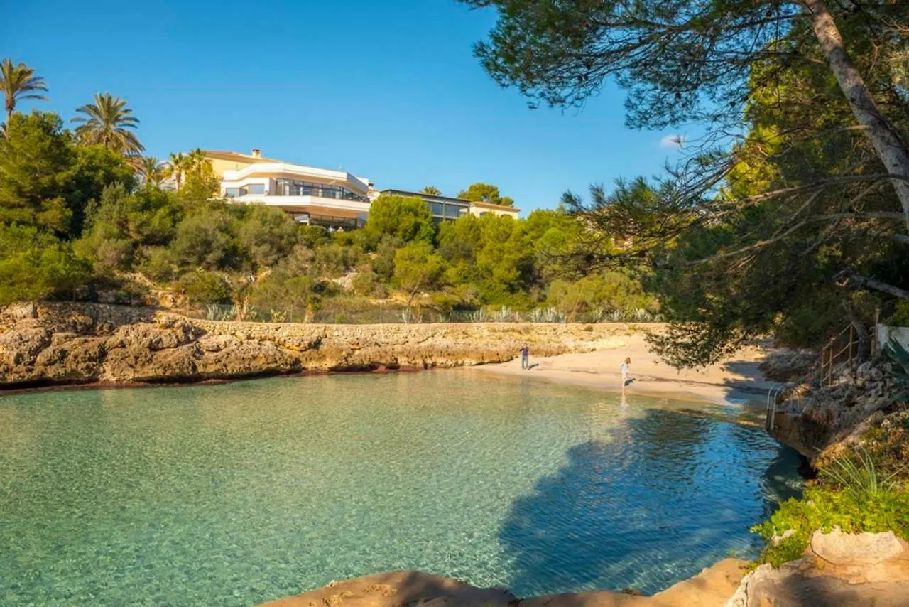 Villa Sol Naixent 卡拉费若拉