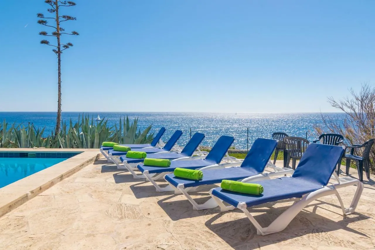 Villa Sol Naixent 卡拉费若拉