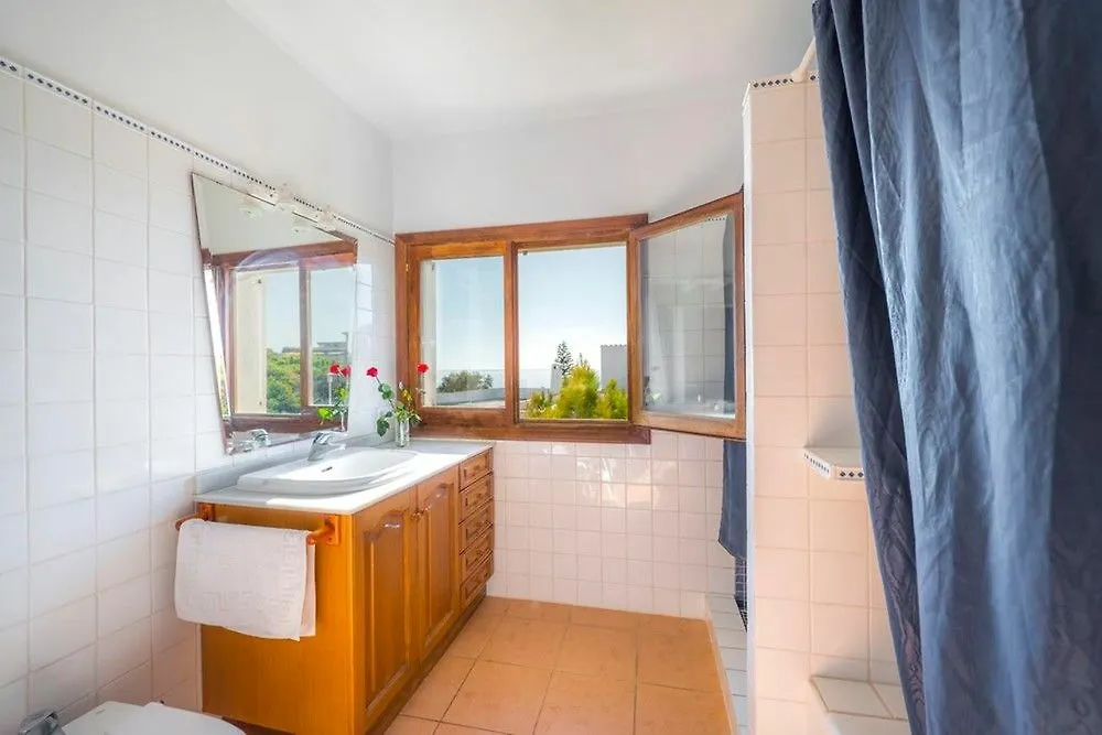 Villa Sol Naixent 卡拉费若拉